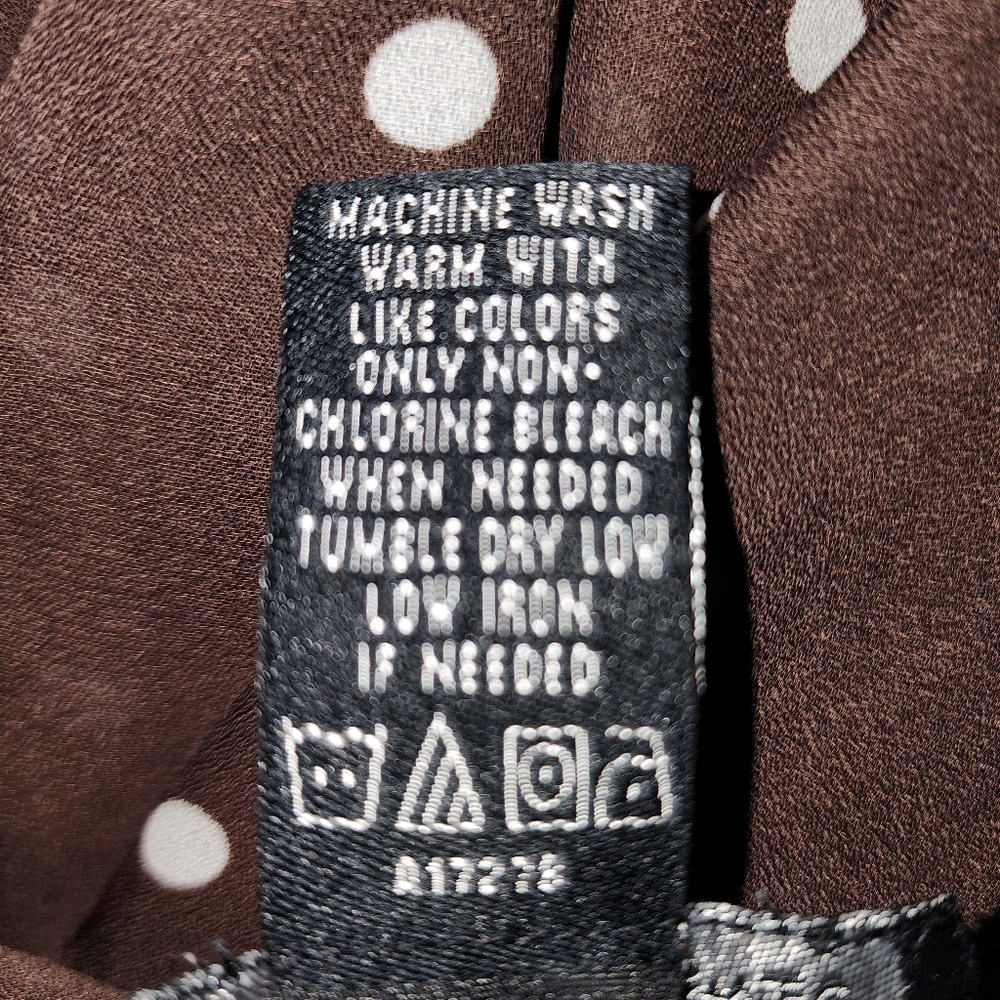 Women's blouse - Picture 7 of 7